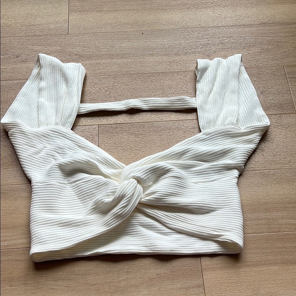 Elegant White Knotted Women's Top